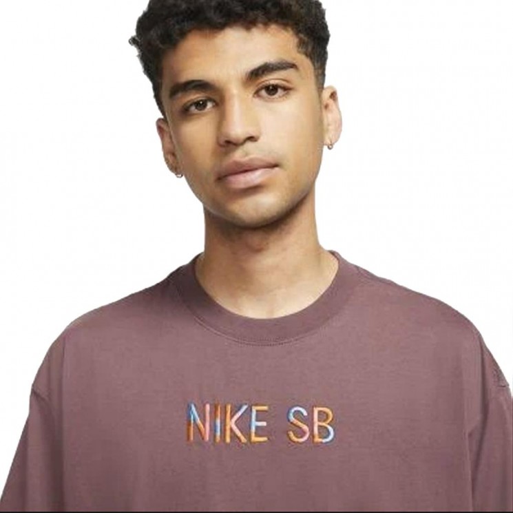 Camiseta Nike SB Tee Mosaic Granate