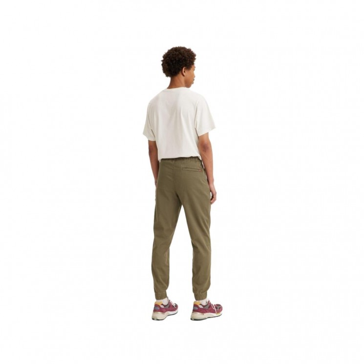 Pantalon chino color oliva XX CHINO JOGGER III de LEVIS